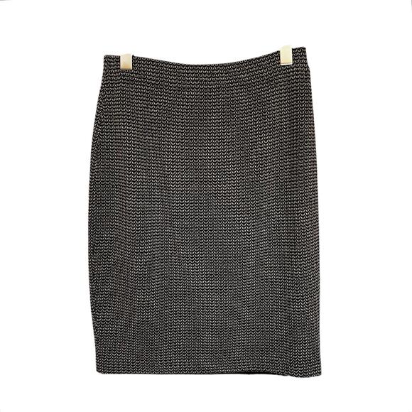 St. John Collection By Marie Gray Santana Knit Straight Skirt Size 4 Career Wear - Picture 2 of 5